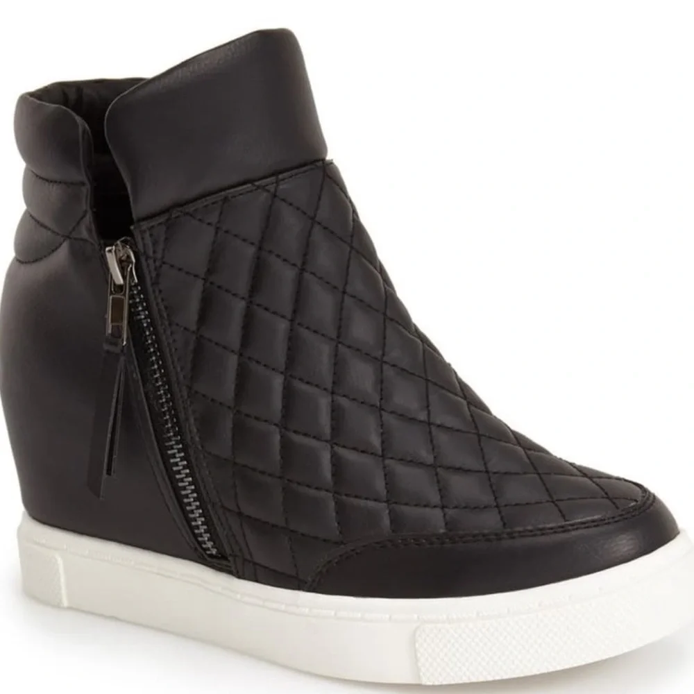 Steve Madden Black‎ Quilted Linqs Wedge Sneakers